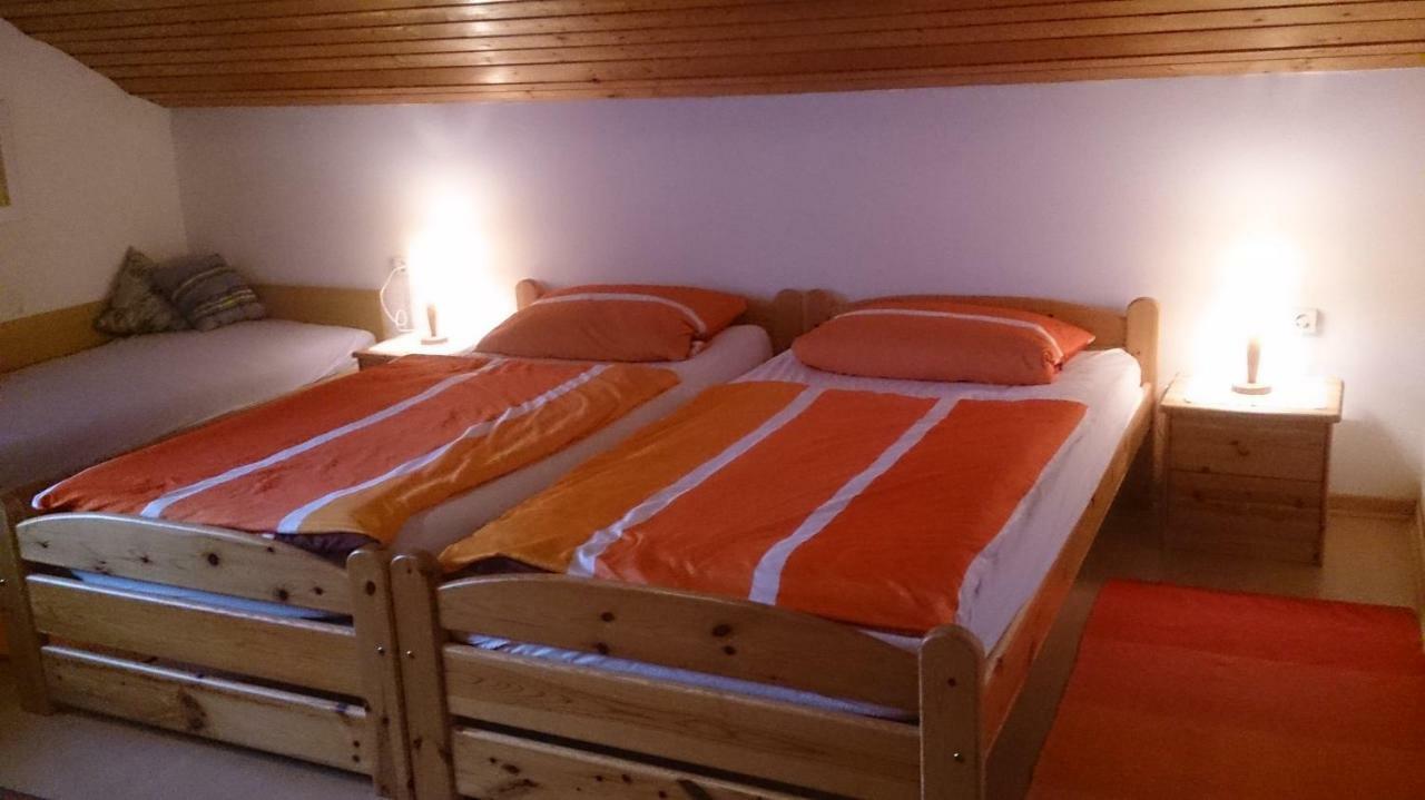 Gaestehaus Burgwald-Trekking Mittelsimtshausen Bagian luar foto