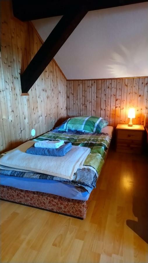 Gaestehaus Burgwald-Trekking Mittelsimtshausen Bagian luar foto